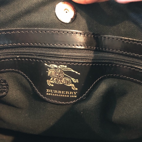 SOLD Authentic Burberry Haymarket Check Tote - Picture 6 of 8